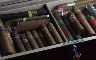 How to Store Cigars With and Without a Humidor